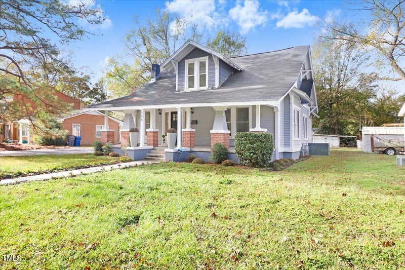 509 N Webb St, Selma, NC 27576