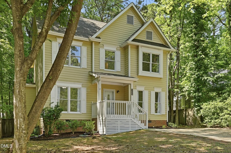 509 Westminster Dr, Clayton, NC 27520