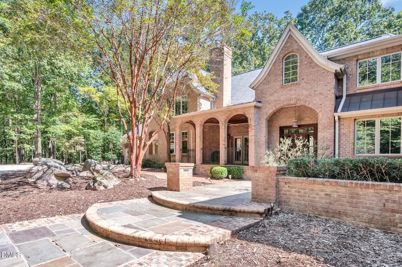 51 Araya Ln, Chapel Hill, NC 27516