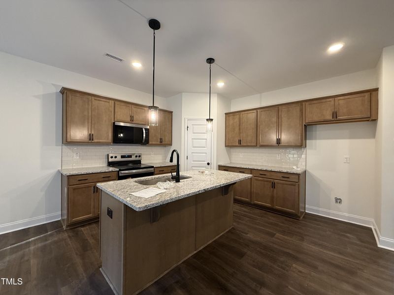 51 Calluna Dr, Clayton, NC 27520