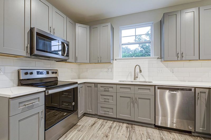 51 Cindy Dr, Angier, NC 27501