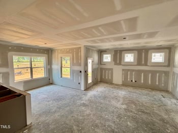 51 Commons Cir, Clayton, NC 27520