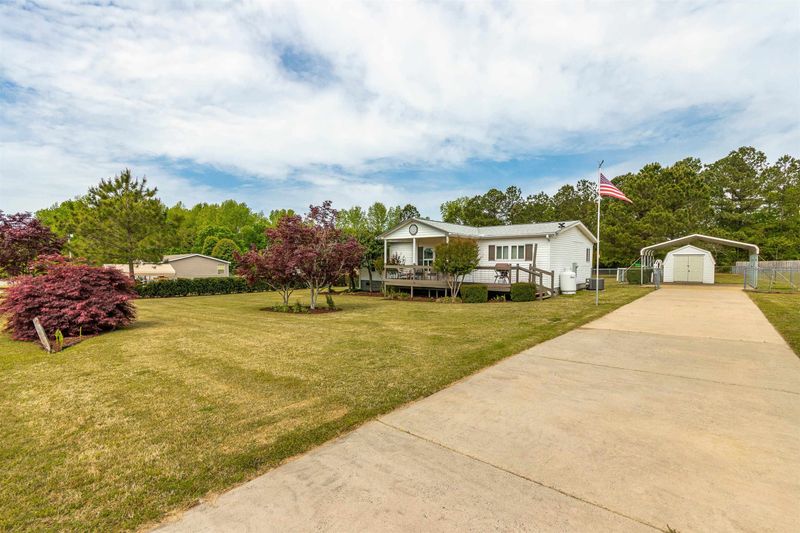 51 Edna John Ct, Dunn, NC 28334