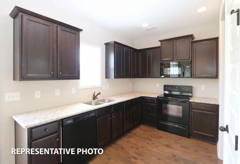 51 Elliot Dr, Clayton, NC 27520