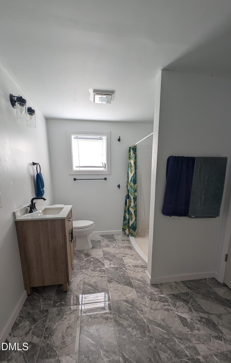 51 Furney Pearce Rd, Zebulon, NC 27597