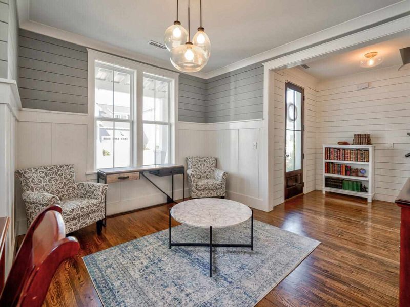 51 Landover Cir, Chapel Hill, NC 27516