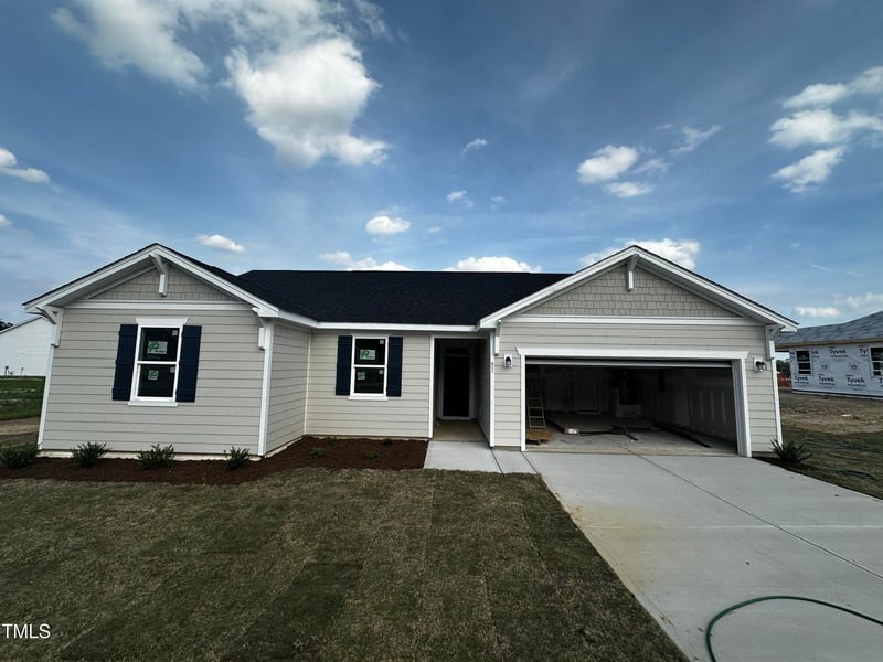 51 Robert Howe Dr, Fuquay Varina, NC 27526