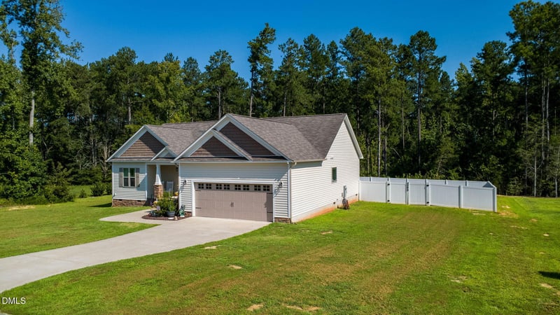 51 Split Rock Way, Zebulon, NC 27597