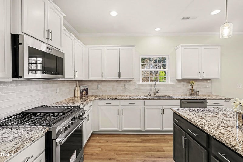 51 Starlet Rdg Way, Clayton, NC 27520