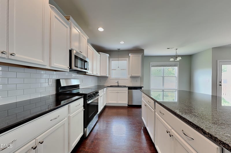 51 Tall Oak Ct, Clayton, NC 27520