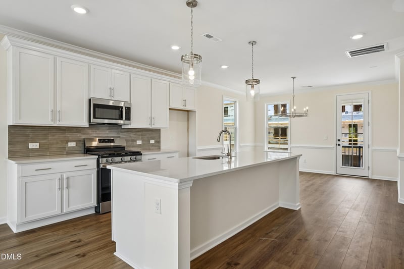 51 Tiger Lily Trl, Clayton, NC 27527
