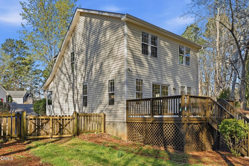 51 Westfield St, Pittsboro, NC 27312