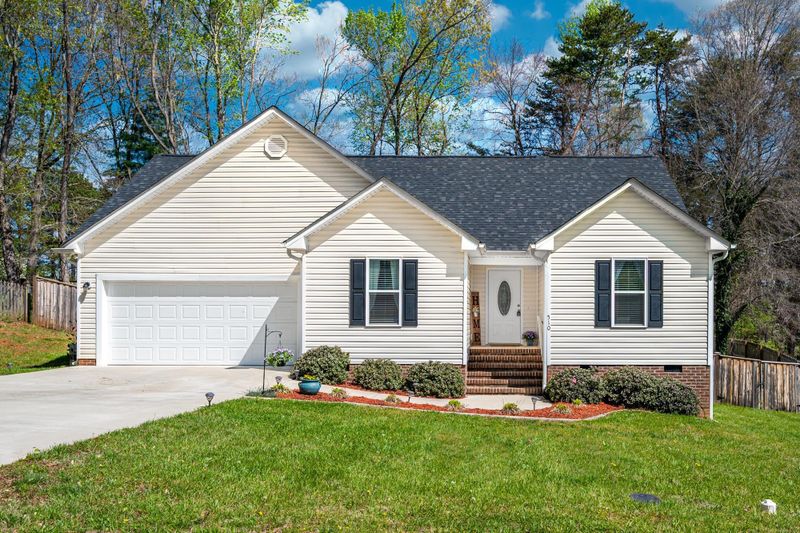 510 Cornelia Dr, Graham, NC 27253