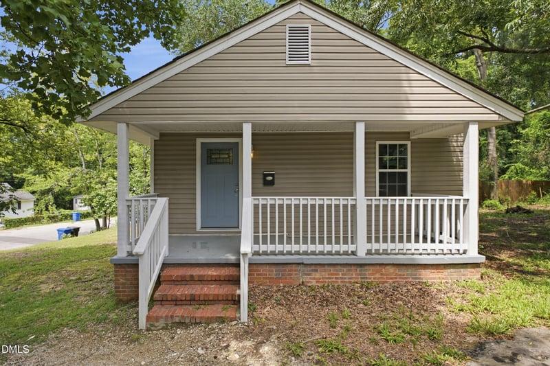 510 Ijams St, Fayetteville, NC 28301