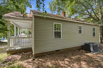 510 Ijams St, Fayetteville, NC 28301