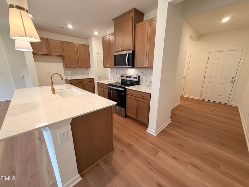 510 Sunset Lake Dr, Durham, NC 27703