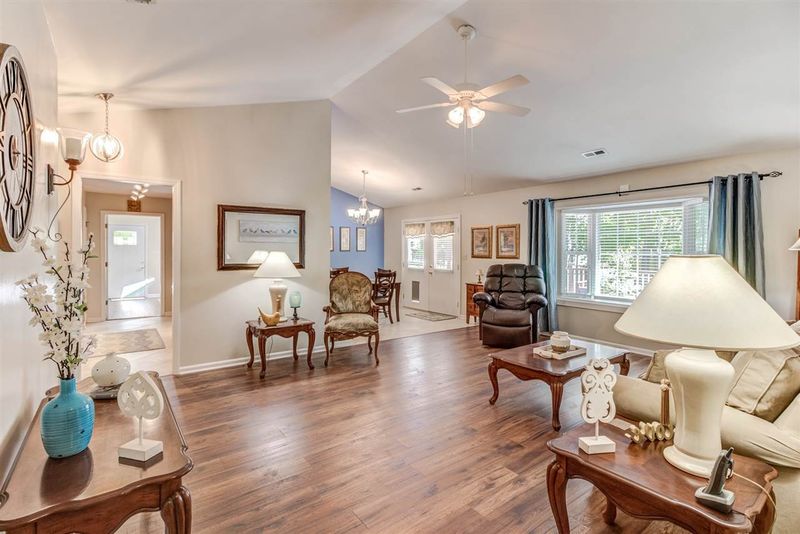 510 Vivaldi Dr, Durham, NC 27712