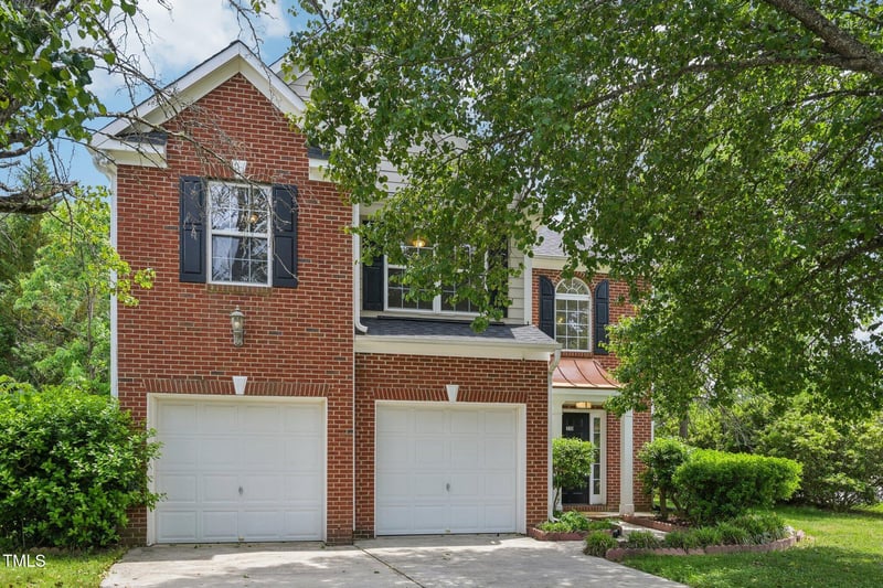510 Waters Edge Dr, Durham, NC 27703