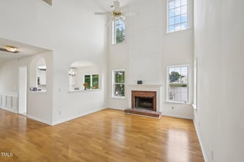 510 Waters Edge Dr, Durham, NC 27703