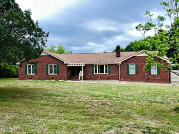 5100 Castlebrook Dr, Raleigh, NC 27604