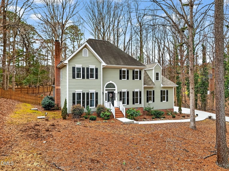 5100 Damask Ct, Fuquay Varina, NC 27526