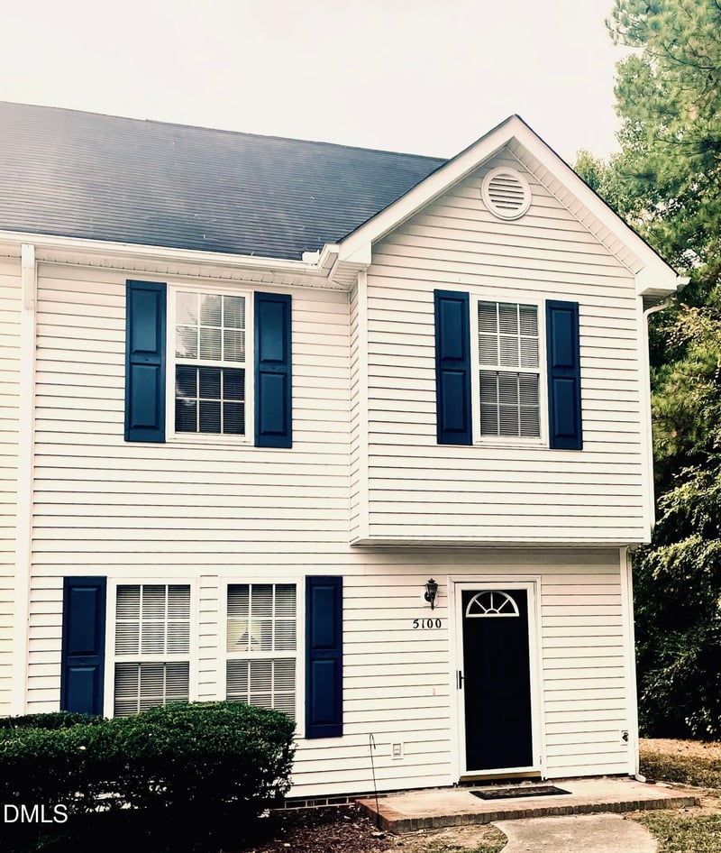 5100 Mass Rock Dr, Raleigh, NC 27610