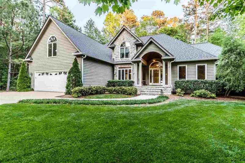 5100 Roseland Ct, Raleigh, NC 27613