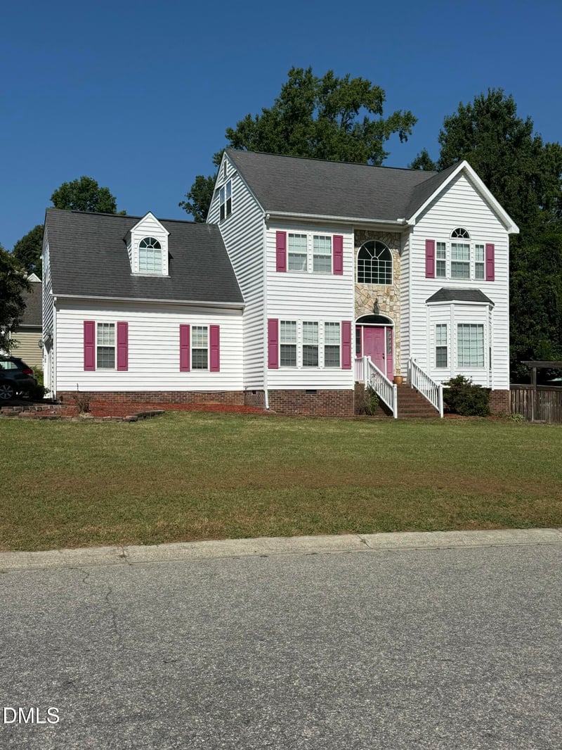 5101 Arbor Chase Dr, Raleigh, NC 27616