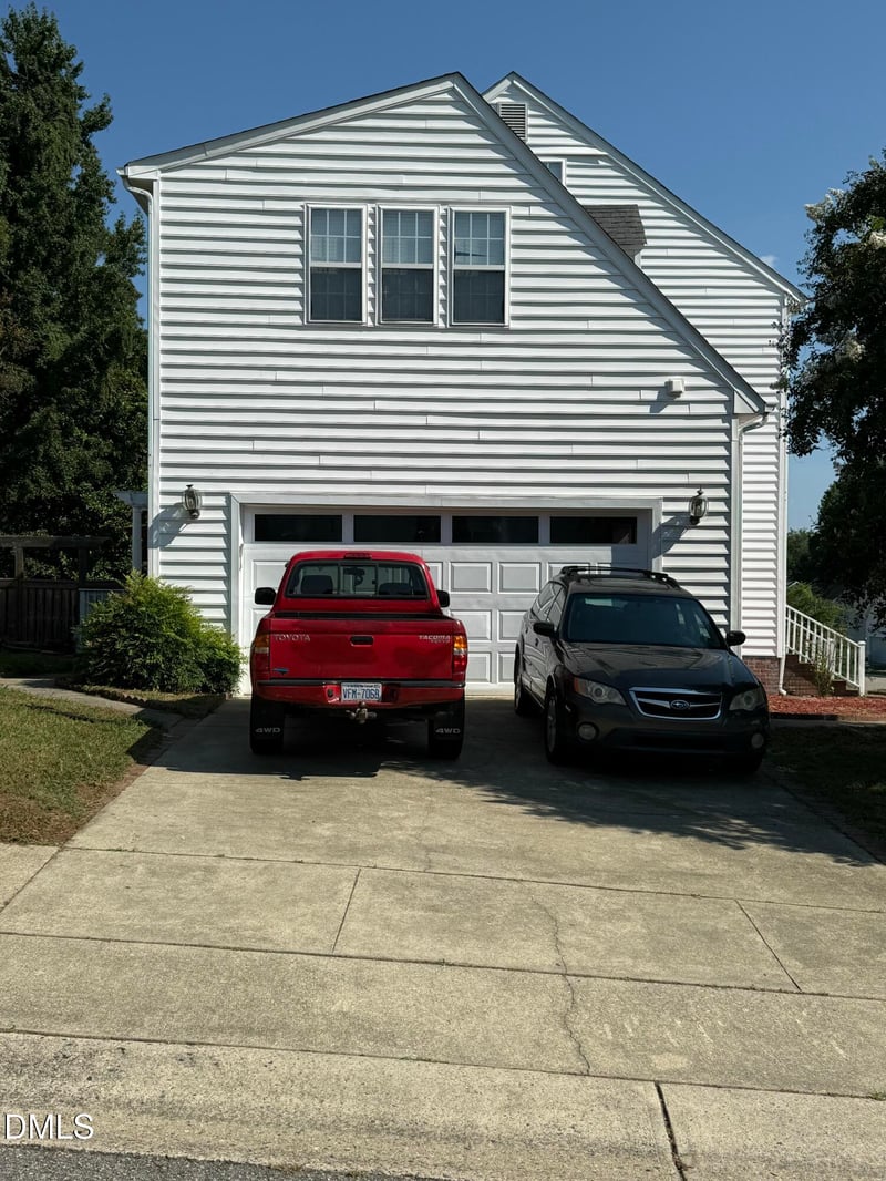 5101 Arbor Chase Dr, Raleigh, NC 27616