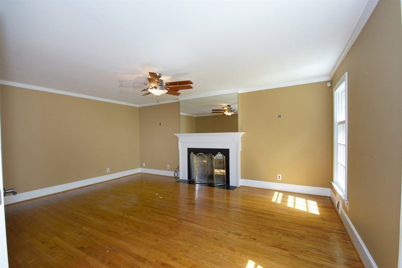 5101 Glen Forest Dr, Raleigh, NC 27612