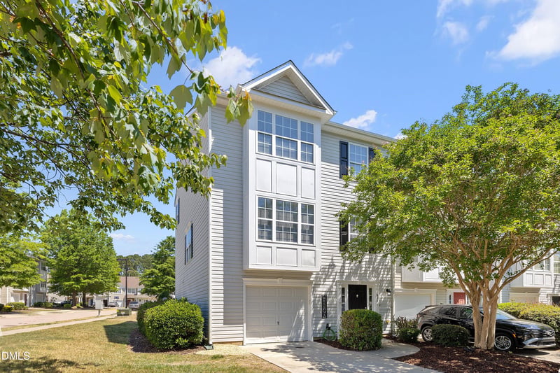 5101 Neuse Commons Ln, Raleigh, NC 27616