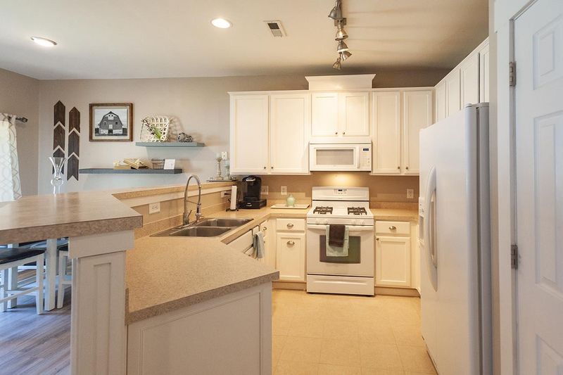 5101 Sandy Banks Rd, Raleigh, NC 27616