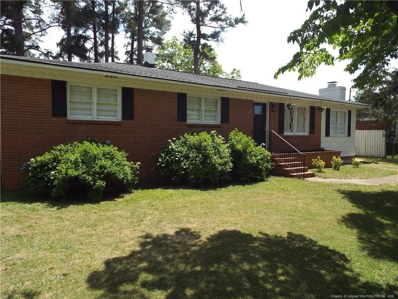 5101 Sumac Cir, Fayetteville, NC 28304