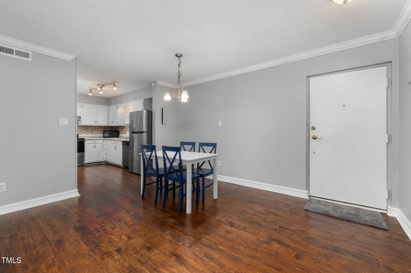 5102 Flint Ridge Pl, Raleigh, NC 27609