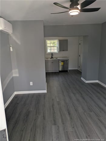 5102 Hodge St, Fayetteville, NC 28303