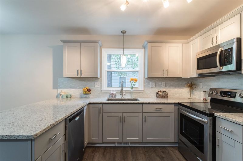 5102 Mccormick Rd, Durham, NC 27713