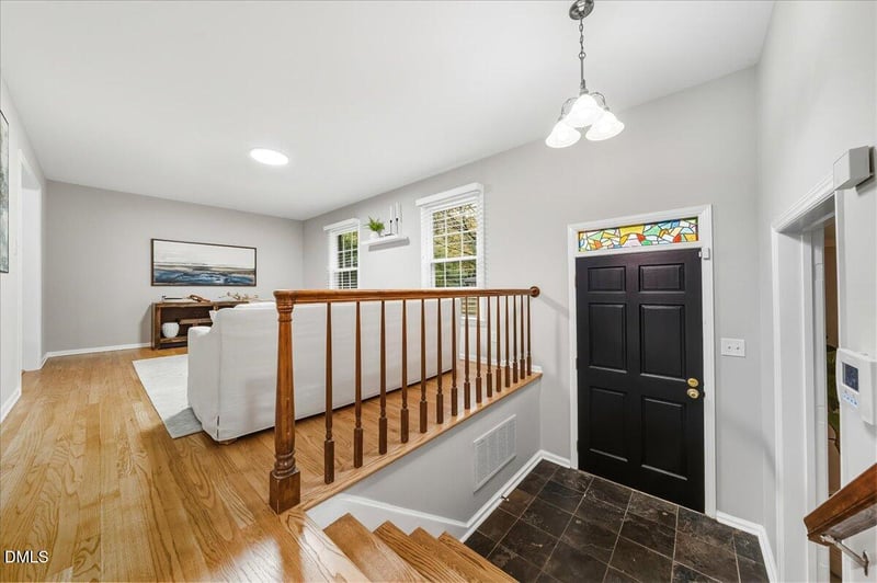 5104 Cedarwood Dr, Raleigh, NC 27609