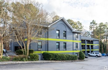 5104 Hollyridge Dr #305, Raleigh, NC 27612
