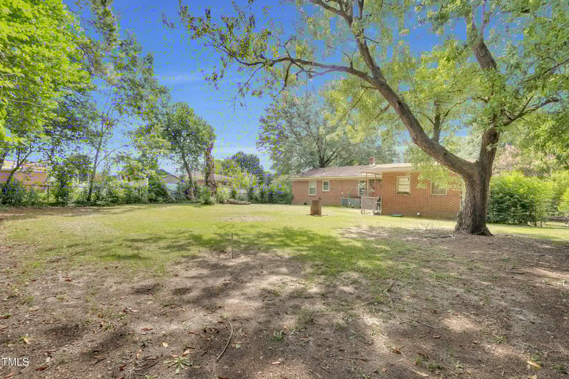 5104 Palmetto Ln, Fayetteville, NC 28304