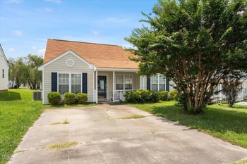 5104 Parkerwood Dr, Knightdale, NC 27545