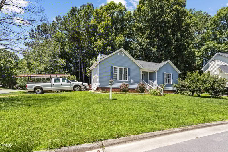 5105 Baywood Forest Dr, Knightdale, NC 27545