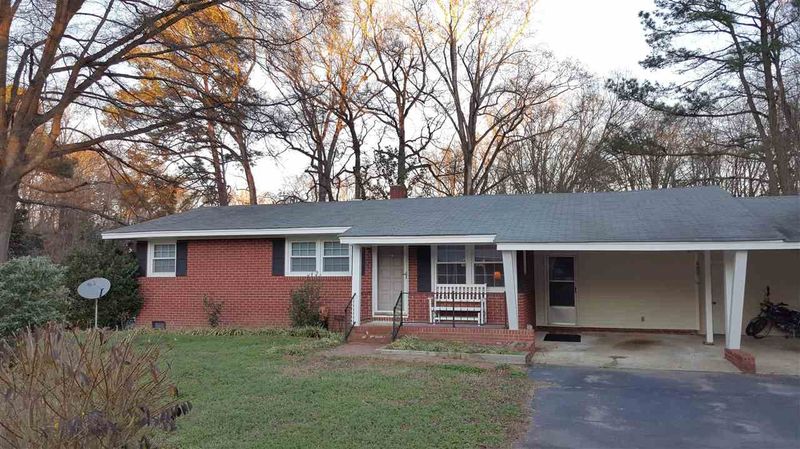 5105 Clearview St, Raleigh, NC 27603