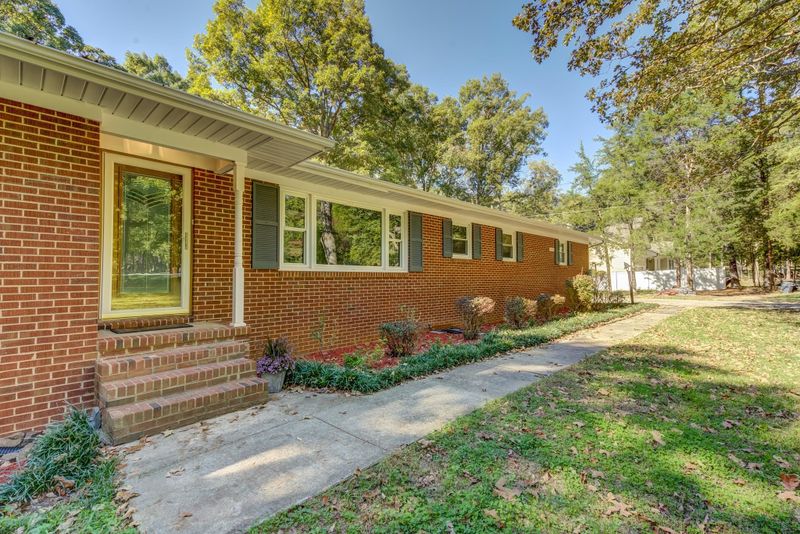 5105 Stephens Ln, Durham, NC 27712