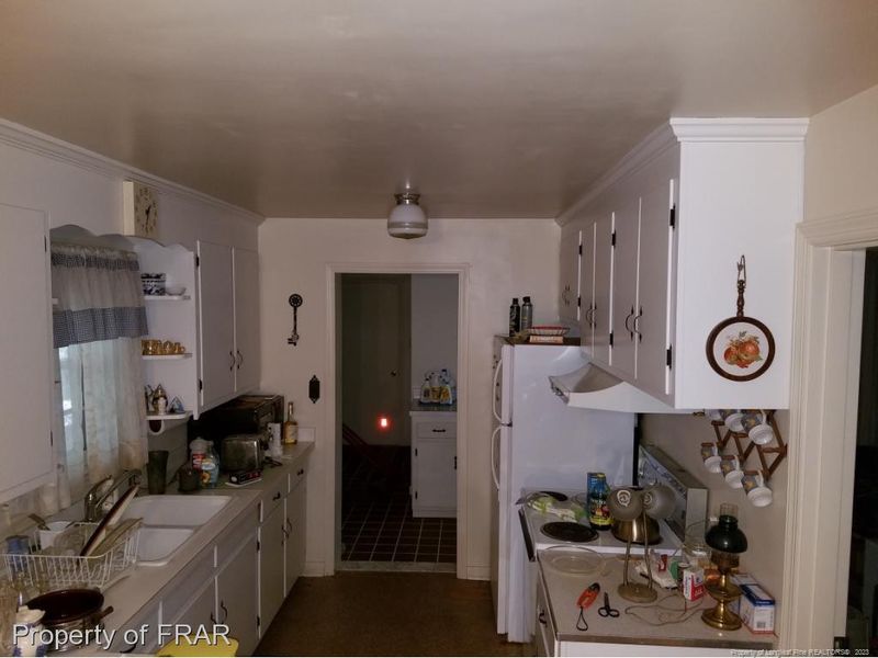 5105 Utile Rd, Fayetteville, NC 28304