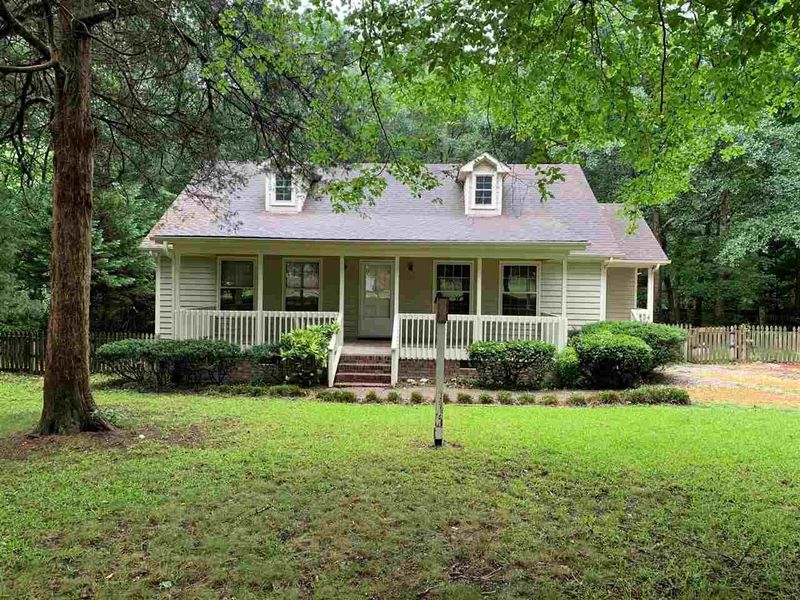 5106 Tomahawk Trl, Raleigh, NC 27610