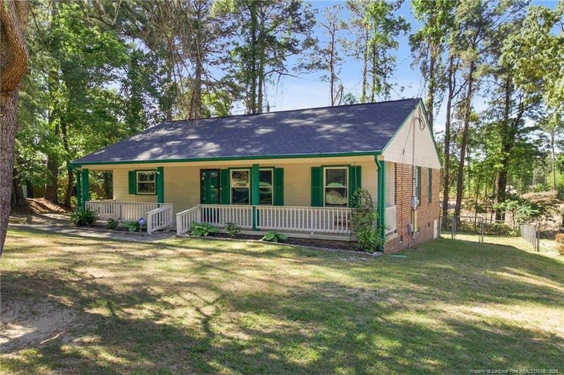 5107 Hayden Ln, Fayetteville, NC 28304
