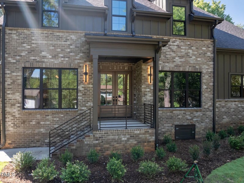 5107 Hearth Dr, Raleigh, NC 27609