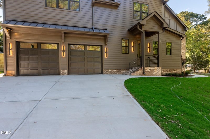 5107 Hearth Dr, Raleigh, NC 27609