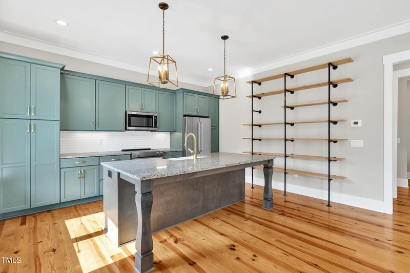 5107 Overhill St, Raleigh, NC 27603