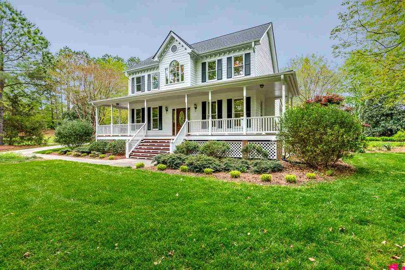 5108 Damask Ct, Fuquay Varina, NC 27526